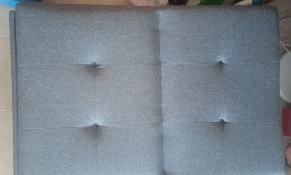 Sofá cama e puff 3 em 1