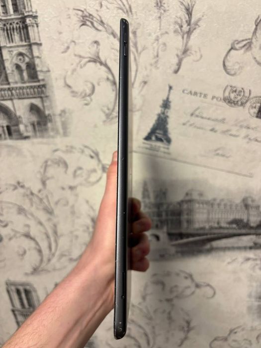 iPad 7 32gb 100% акб WIFI