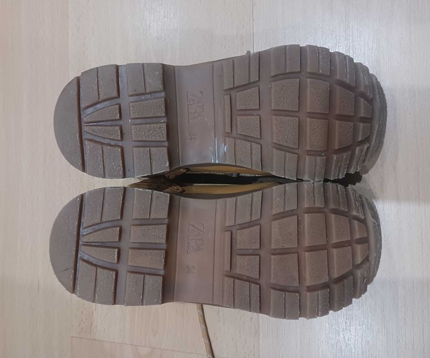 Botas camel da Zara para criança - n°34