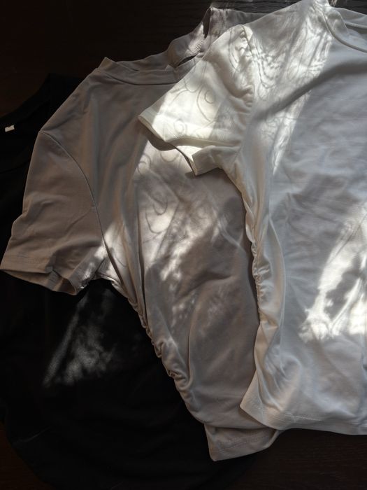 Спортивні жіночі футболки