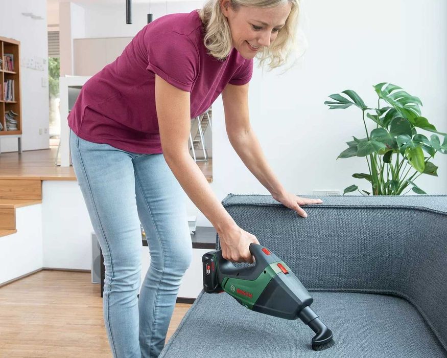 BOSCH Odkurzacz Ręczny UniversalVac 18V Do Samochodu I Domu BEZPIECZNY