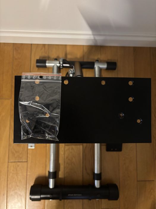 Stojak Wheel Stand Pro na kierwnice Logitech