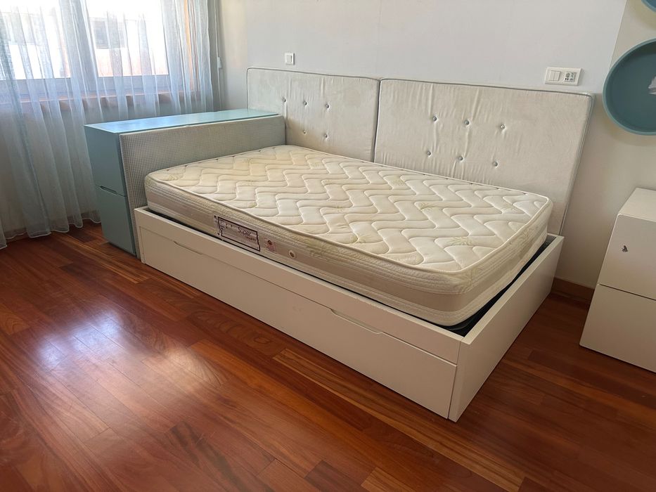 Cama com gavetão