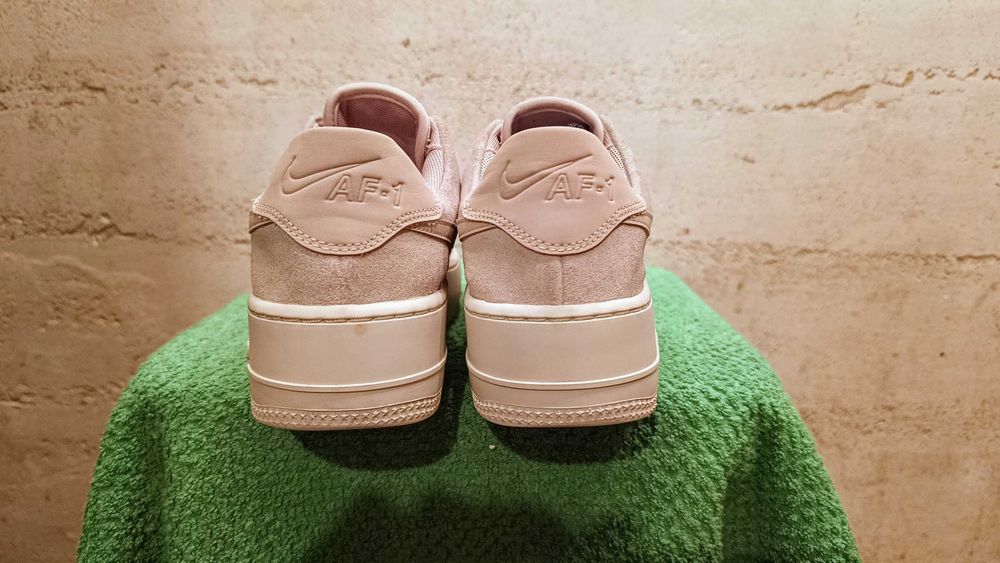 NIKE AIR FORCE 1 SAGE LOW SUEDE r.40,5 skóra stan bardzo dobry