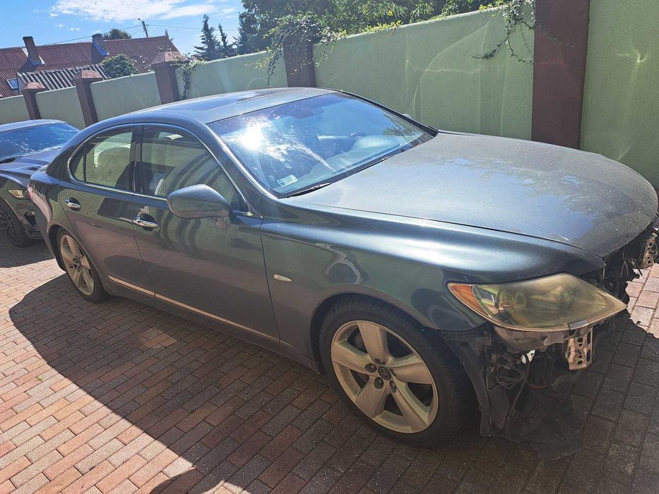 sprzedam lexus ls460