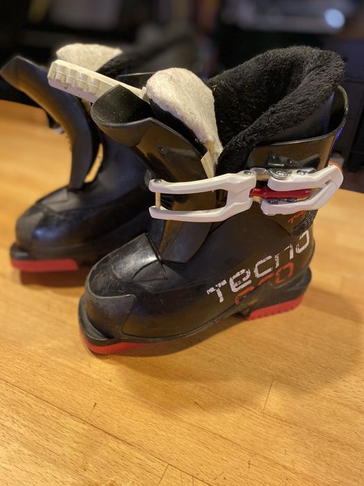 Buty narciarskie dziecięce rozm. 28 Tecno Pro T40.1
