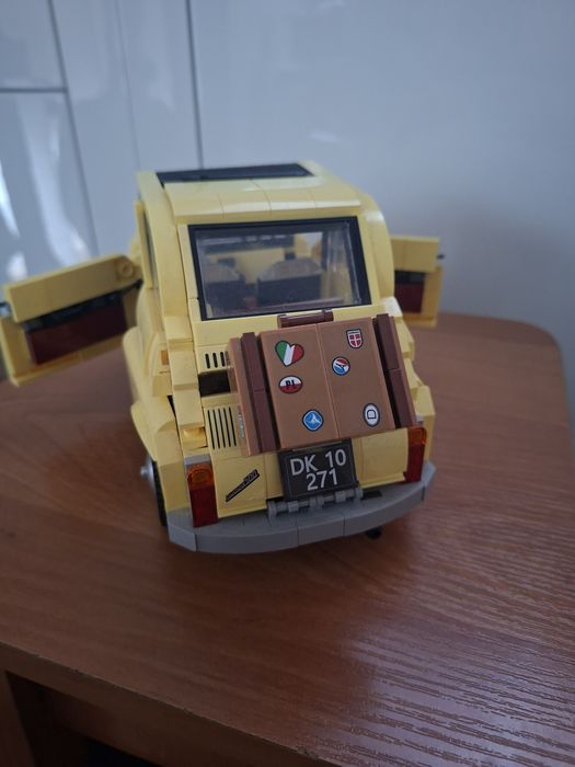 LEGO Creator 10271, Fiat 500