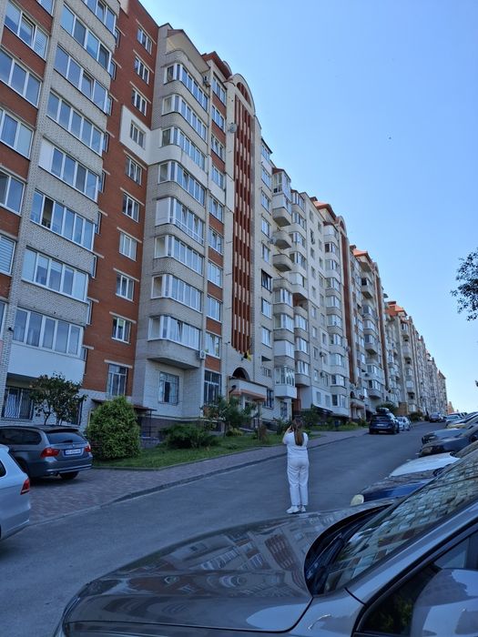 Продаж квартири на вул.Коновальця