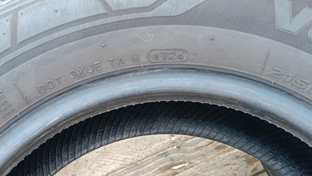 215/65R15C 104/102T Hankook Vantra LT