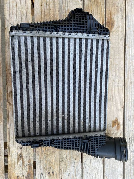 Porsche Macan 95b до рестайл радиатор интеркулера левый