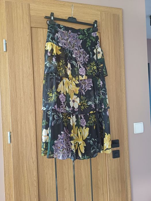 Spodnica w kwiaty mango wiosna midi