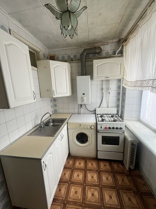 Продам 2-х кімнатну квартиру на Волонтерській (Піонерська)