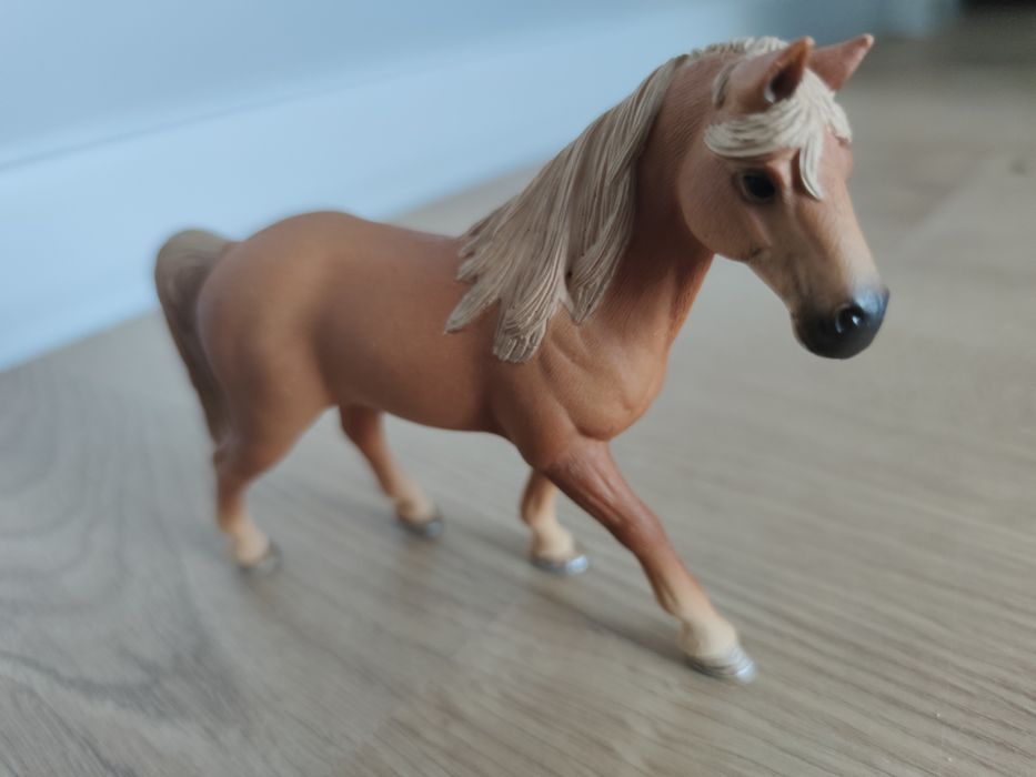 Figurka Schleich koń