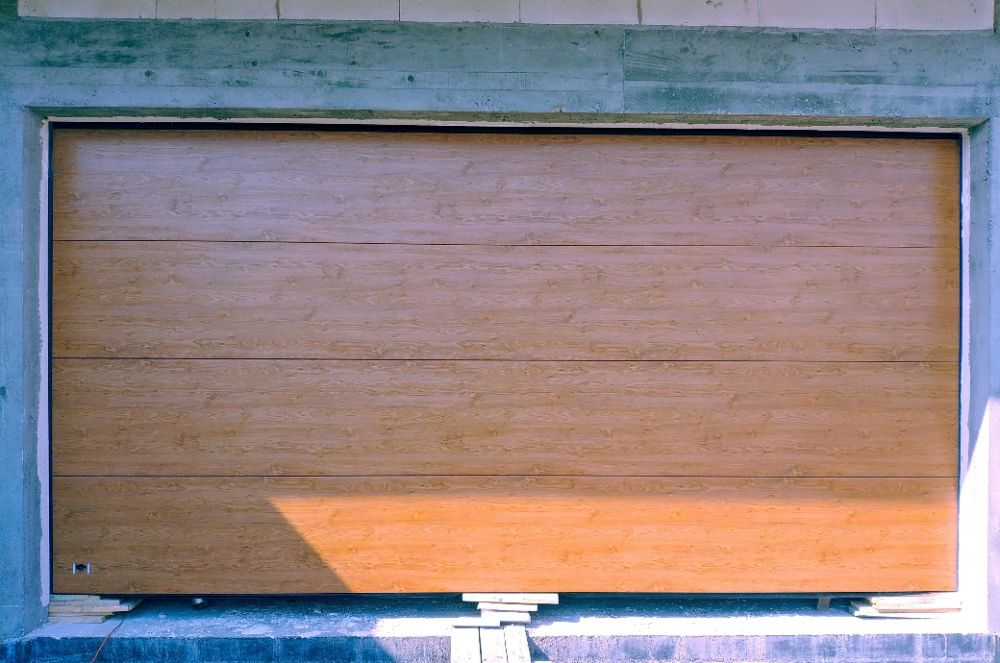 Brama Garażowa Drzwi Segmentowa Automatyczna każdy Wymiar Różne Kolory