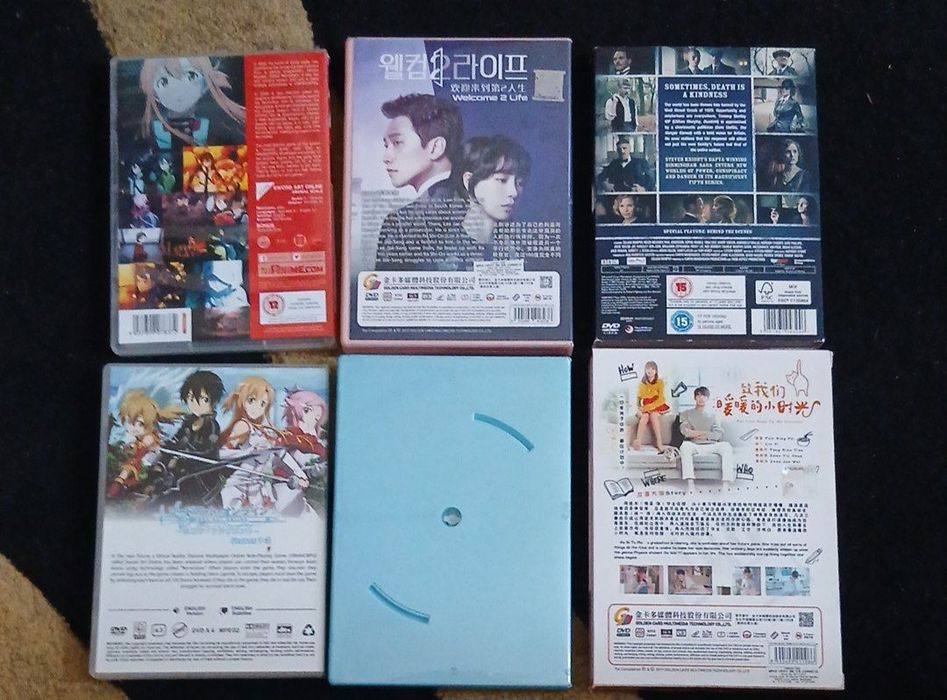 Диски с сериалами, на английском, японском, корейском