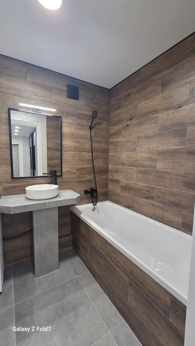 продаж 3 кімнатної квартири в цегляному