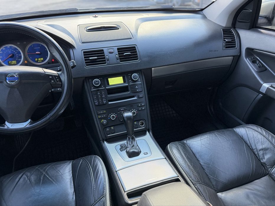VOLVO XC90 2011 року, 2.4 дизель, автомат, повний привід, 7 місць
