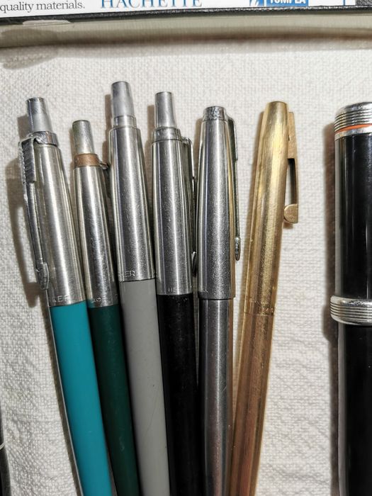 Canetas de marca e coleção