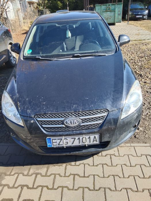Sprzedam w całości Kia cee'd 1.4. 2008rok