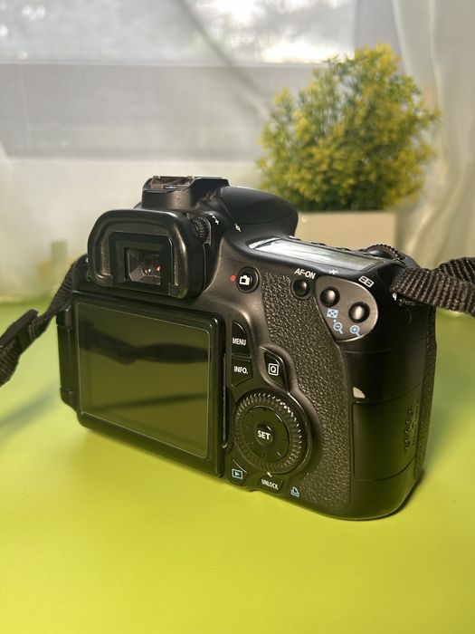 Фотоапарат canon eos 60 d