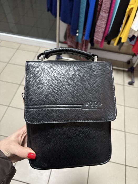 Шкіряні чоловічі сумки. Закриття магазину, розпродаж.