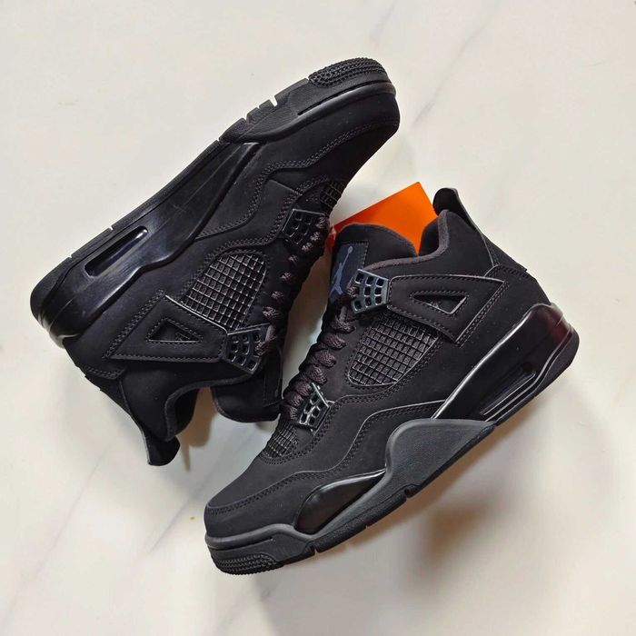 Air Jordan 4 Retro Black Cat r.40