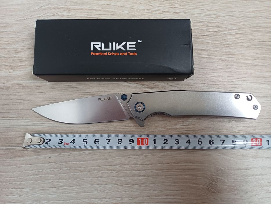 Ніж складний Ruike.