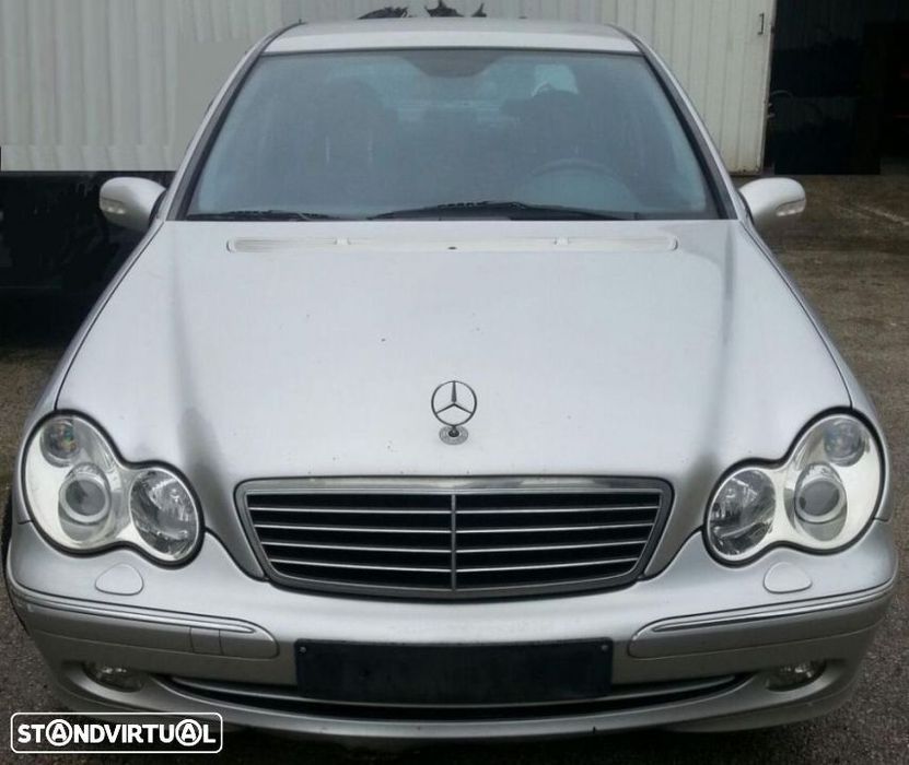 Mercedes W203 C220 CDI de 2003 para peças