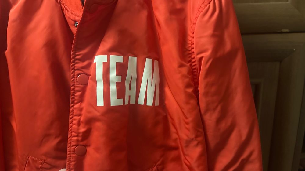 Бомбер H&M Bieber Purpose Tour