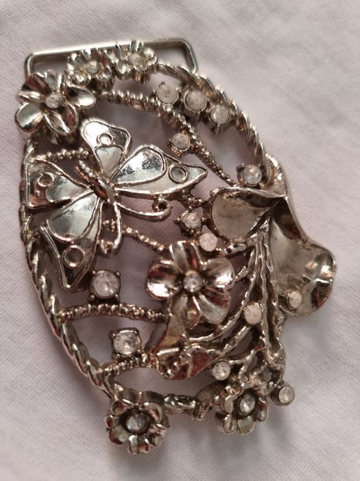 Klamra do paska srebrna kwiaty roślinny motyw