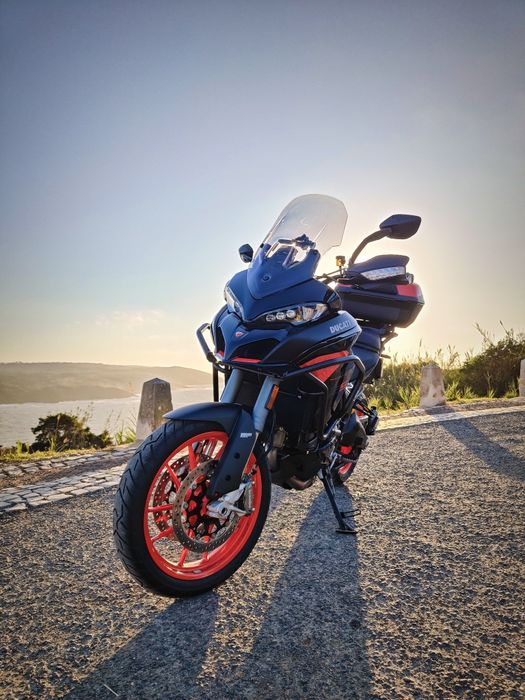 Ducati Multistrada V2S Thrilling Black – Garantia Fabrica