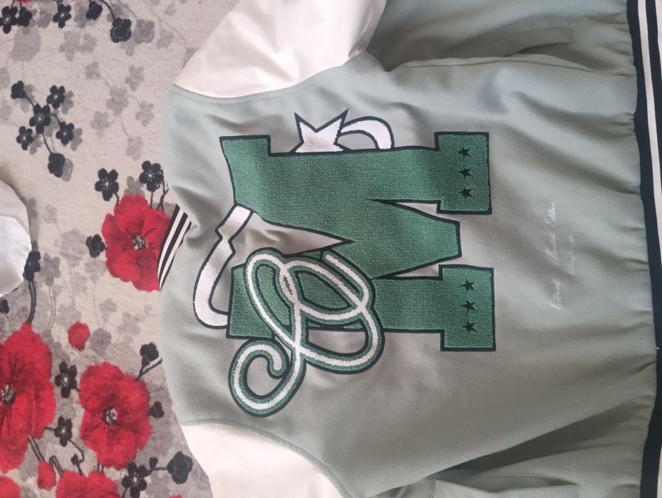 Продам американський бомбер