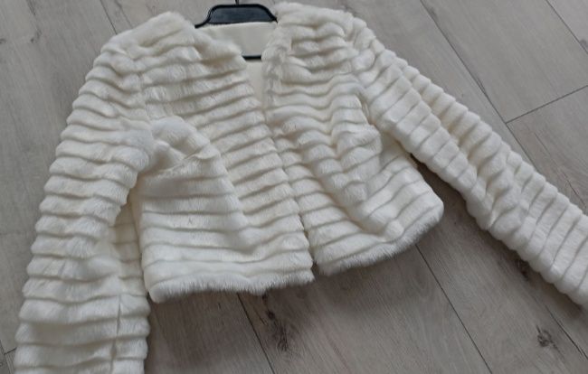 Bolero ślubne 38