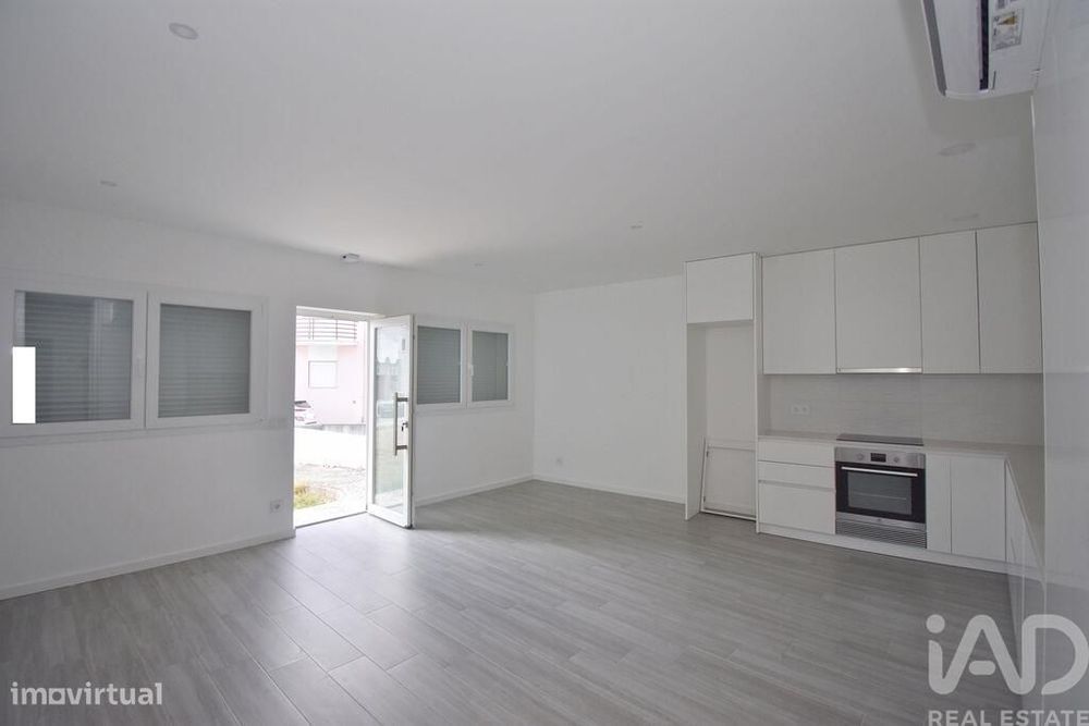 Apartamento T2 em Miranda do Corvo de 52 m2