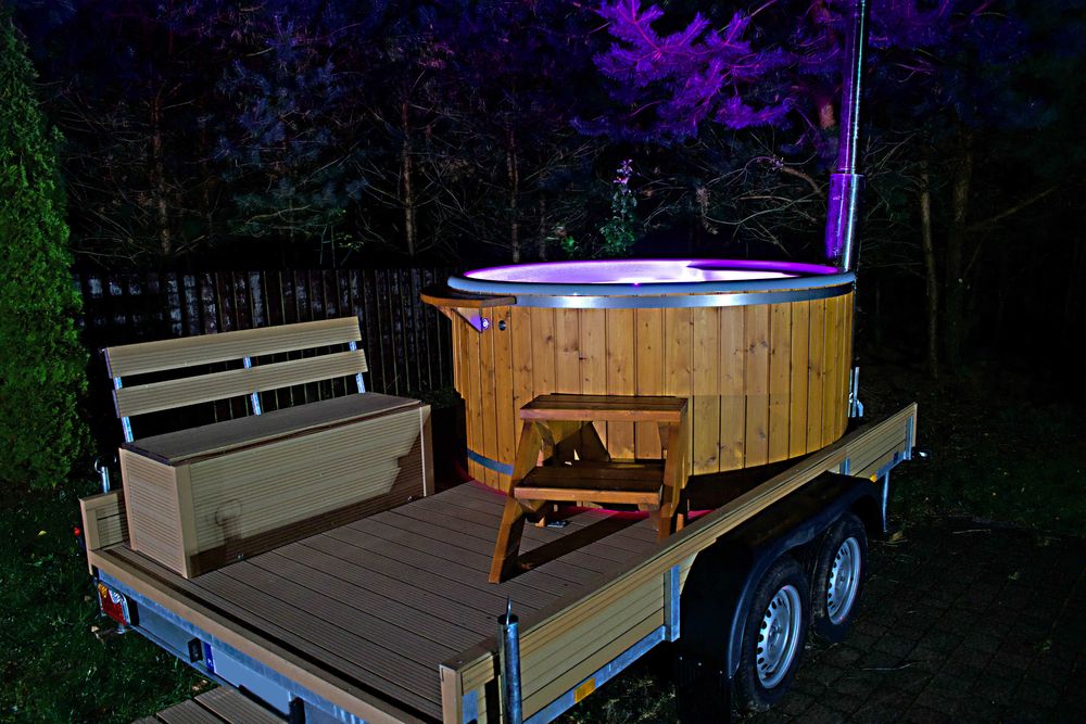 Mobilne Jacuzzi Gorąca Balia Bania Spa Relaks Wynajem Odpoczynek