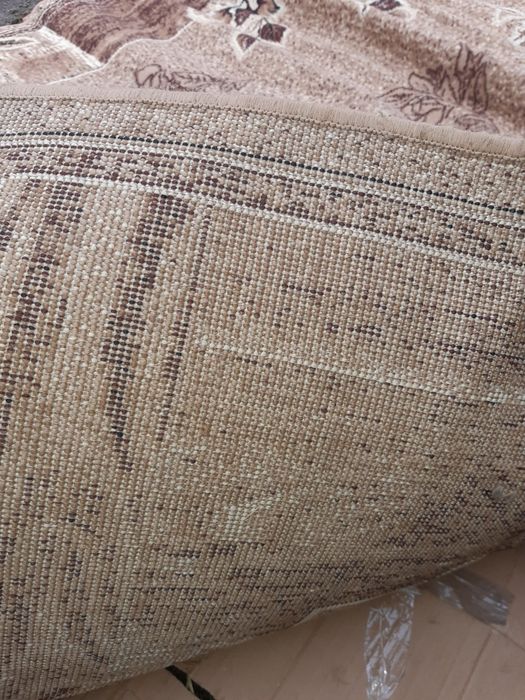 Коврове покриття 1.9 на 2.5 метра.1200 гривень