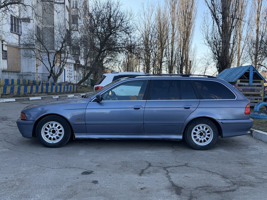 Продам BMW e39, 2.5 M57 , 2001 год
