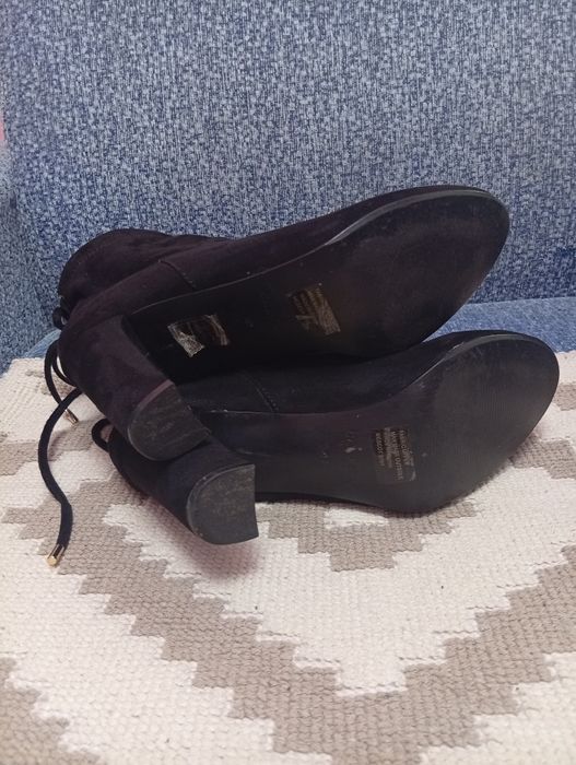 Чоботи на підборах 39,5р