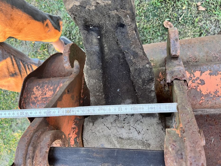 Łyżka do koparki 73 uchwyt 25