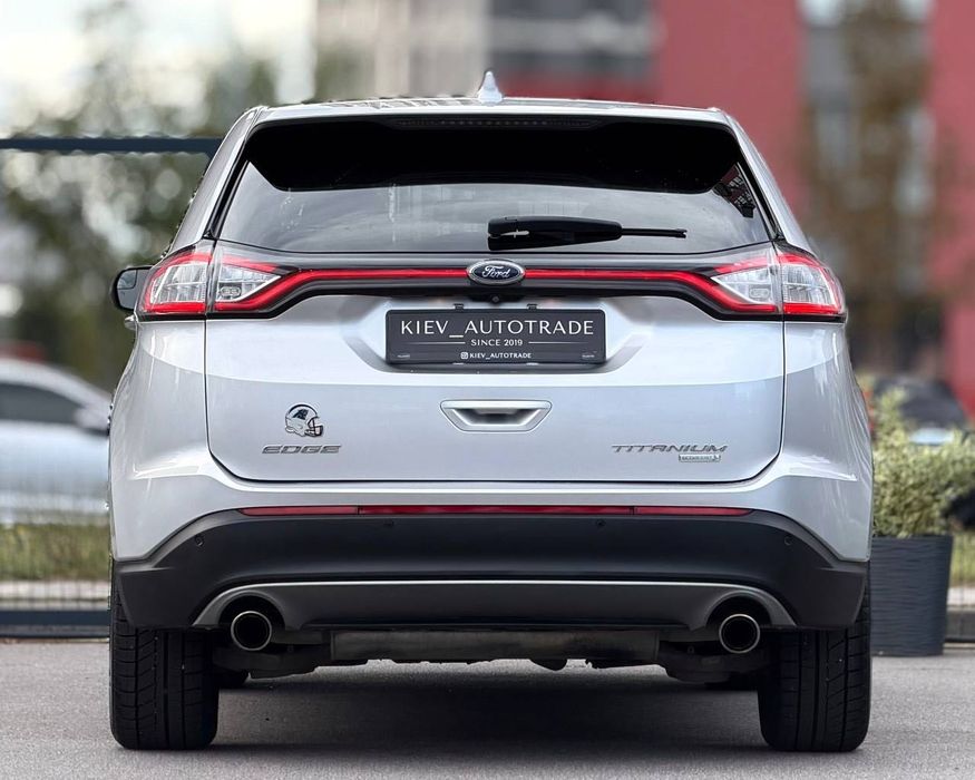 Ford Edge Titanium