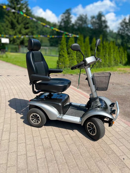Skuter elektryczny inwalidzki 4-kołowy – stan jak nowy – nowe akumulatory
