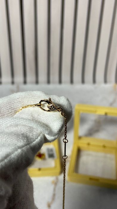 Підвіска у стилі ван кліф