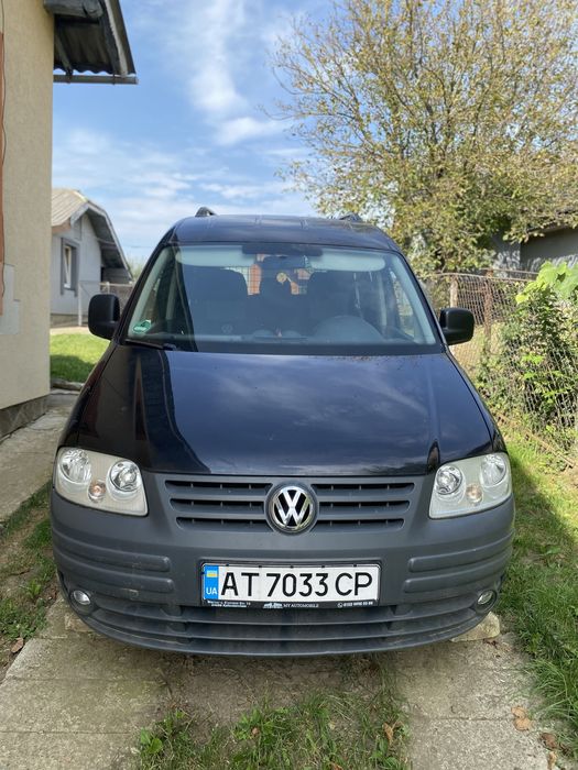 Автомобіль Vollksvagen caddy 2008