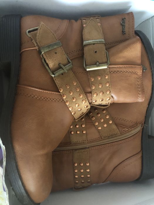 Botas/Botins Camel - Refresh - Tamanho 37