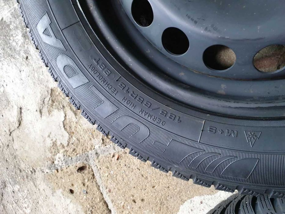 Felgi stalowe koła VW Skoda Seat R15 5x100 opony zimowe 185/65R15 5,5mm