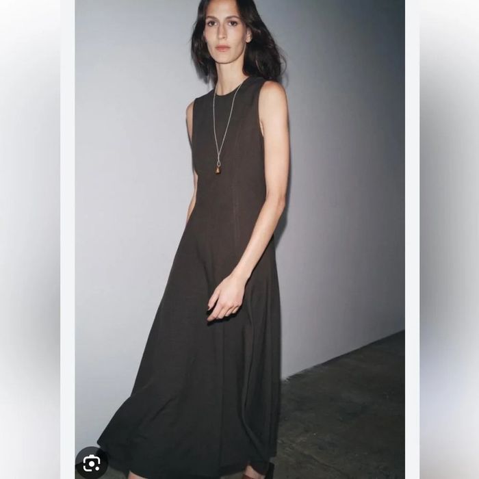 Сукня міді Zara з лінійки ZW Collection