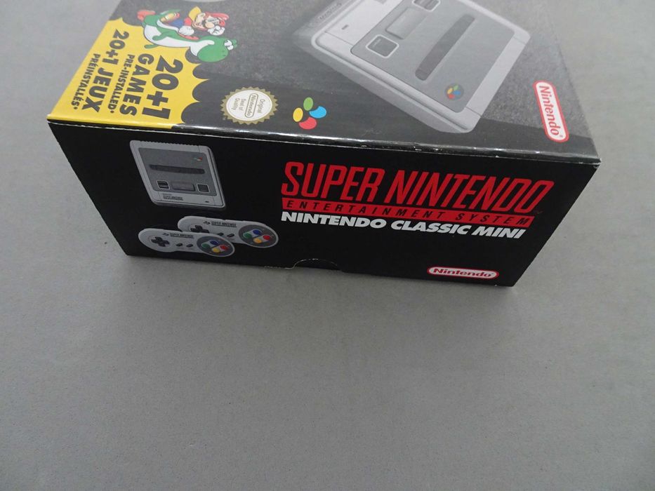 Consola Super Nintendo - Nintendo Classic Mini (nunca usada)