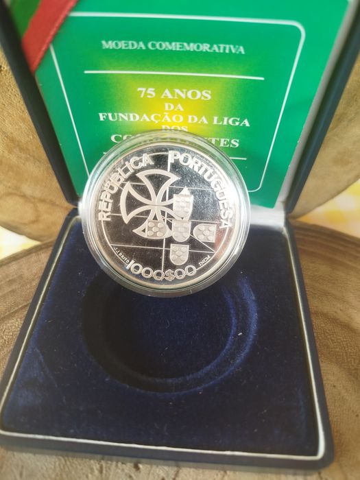 Moeda de coleção Liga dos Combatentes