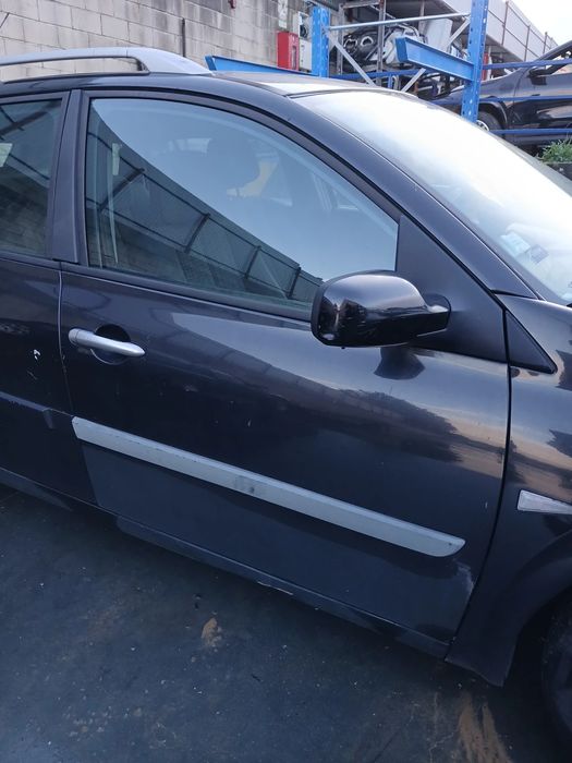 Porta frente direita RENAULT Megane II Break (KM0/1_)