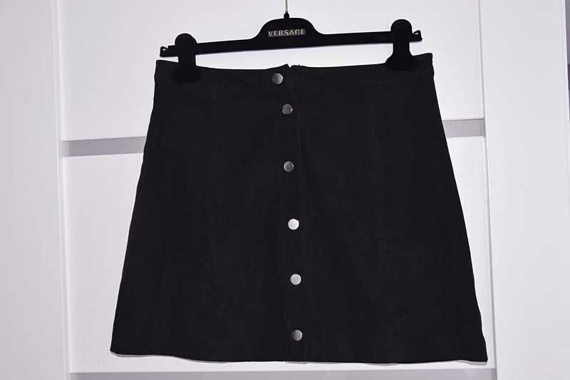 Czarna spódnica trapezowa H&M przód nity tył suwak 38 jak zamsz zima